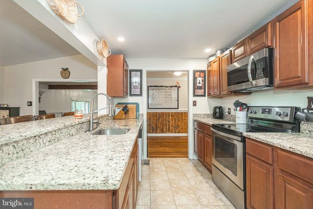 837 CHURCH, Richlandtown, PA 18955