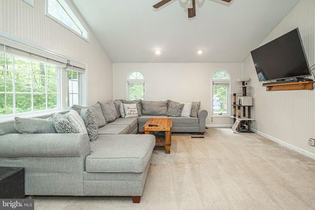 837 CHURCH, Richlandtown, PA 18955