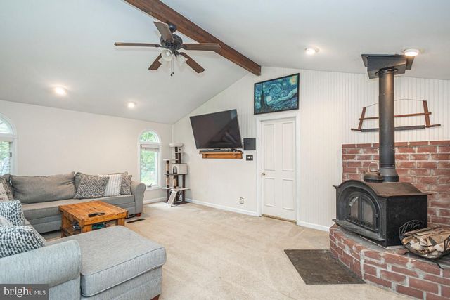 837 CHURCH, Richlandtown, PA 18955