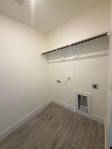 5707 Barkridge Drive, Granbury, TX 76048