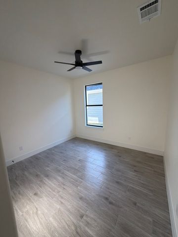 5707 Barkridge Drive, Granbury, TX 76048