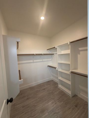 5707 Barkridge Drive, Granbury, TX 76048