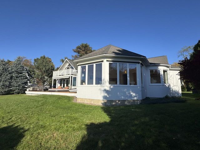 165 Crescent Road, Burlington, VT 05401