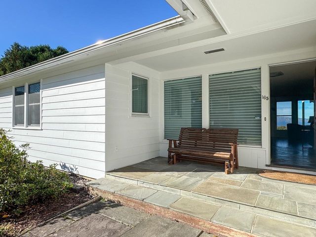 165 Crescent Road, Burlington, VT 05401