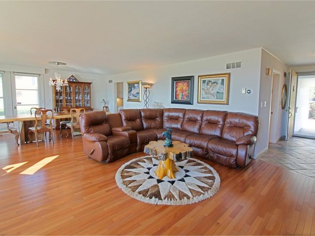 165 Crescent Road, Burlington, VT 05401