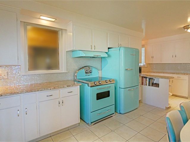 165 Crescent Road, Burlington, VT 05401