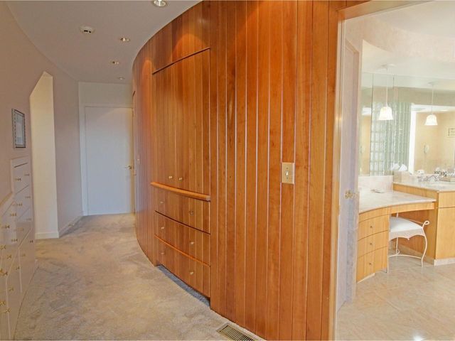 165 Crescent Road, Burlington, VT 05401