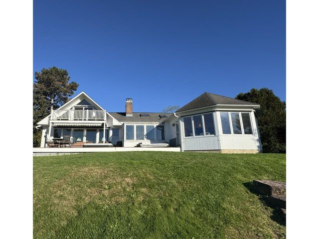 165 Crescent Road, Burlington, VT 05401