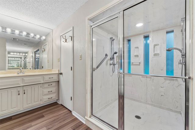 802 Rock Canyon Drive, Duncanville, TX 75137