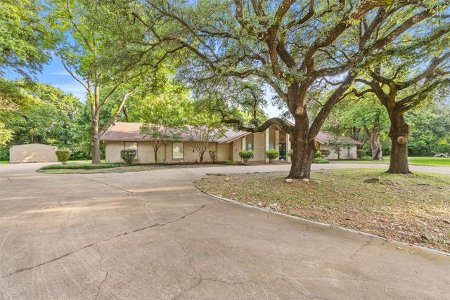 802 Rock Canyon Drive, Duncanville, TX 75137