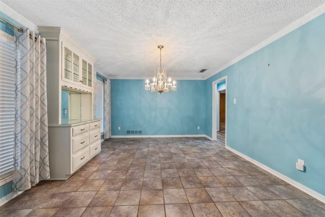 802 Rock Canyon Drive, Duncanville, TX 75137