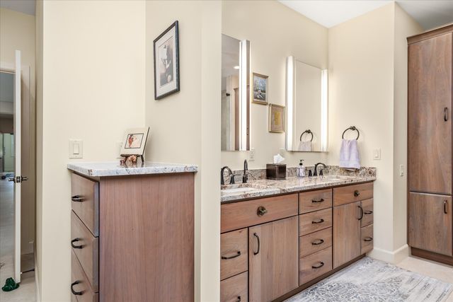 61 Bluff View Ct, Crossville, TN 38558