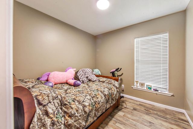 102 Petal Avenue, Thibodaux, LA 70301