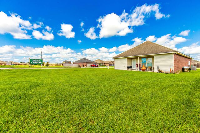 102 Petal Avenue, Thibodaux, LA 70301