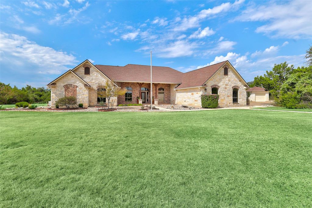 1106 Squaw VLY, Leander, TX 78641