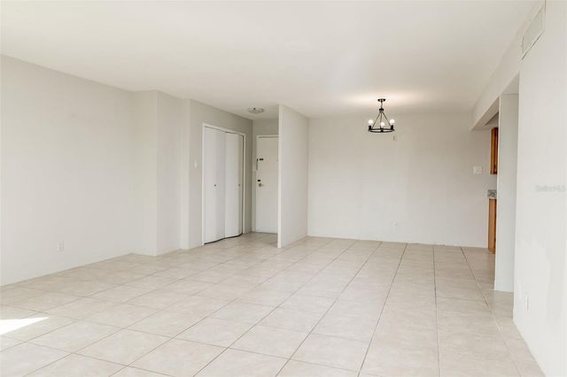 10355 PARADISE BOULEVARD 204, Treasure Island, FL 33706