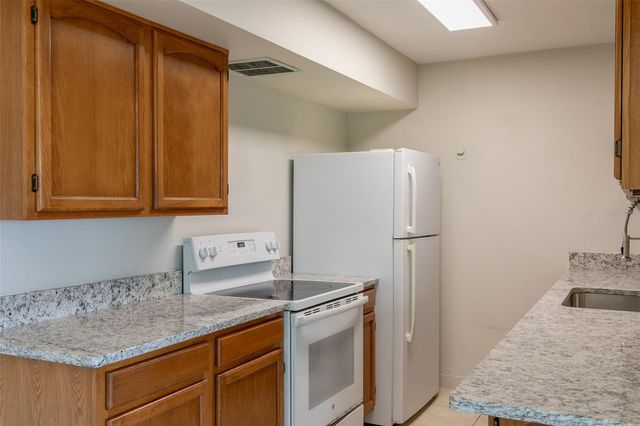 10355 PARADISE BOULEVARD 204, Treasure Island, FL 33706