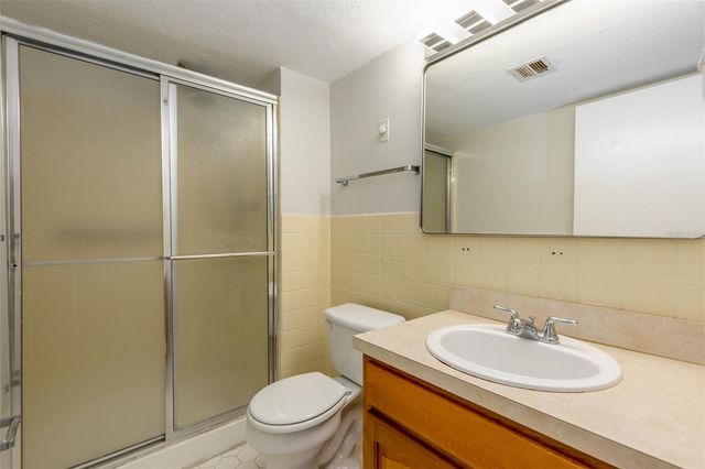 10355 PARADISE BOULEVARD 204, Treasure Island, FL 33706