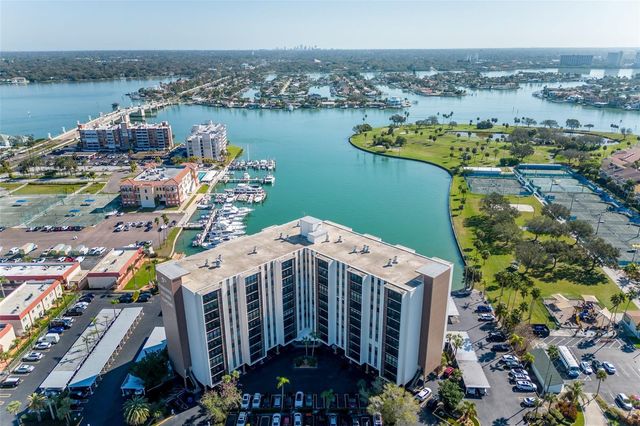 10355 PARADISE BOULEVARD 204, Treasure Island, FL 33706