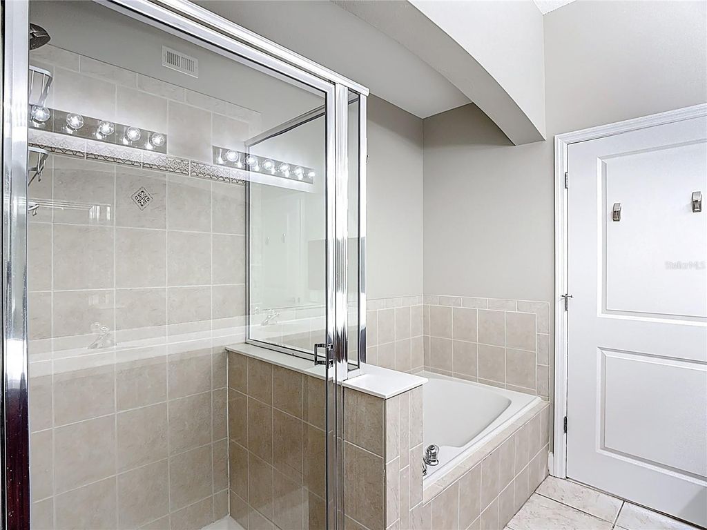 Image 22 of property listing at 1231 WRIGHT CIR 308, Celebration, FL 34747