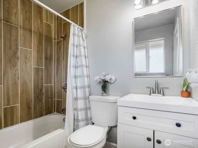 13576 NE Road 10, Moses Lake, WA 98837