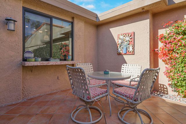 35 La Ronda Drive, Rancho Mirage, CA 92270