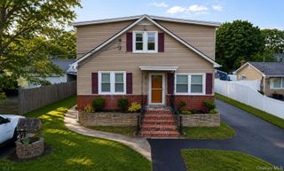 222 S. Dunton Avenue, East Patchogue, NY 11772