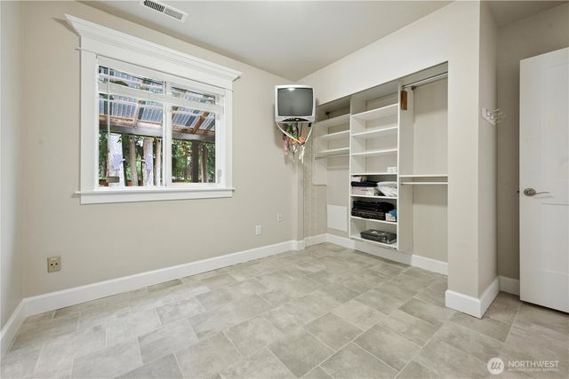 17319 87th Avenue Ct E, Puyallup, WA 98375
