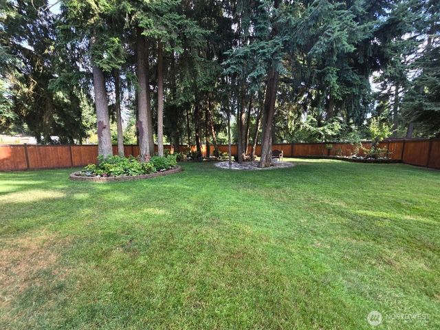 17319 87th Avenue Ct E, Puyallup, WA 98375