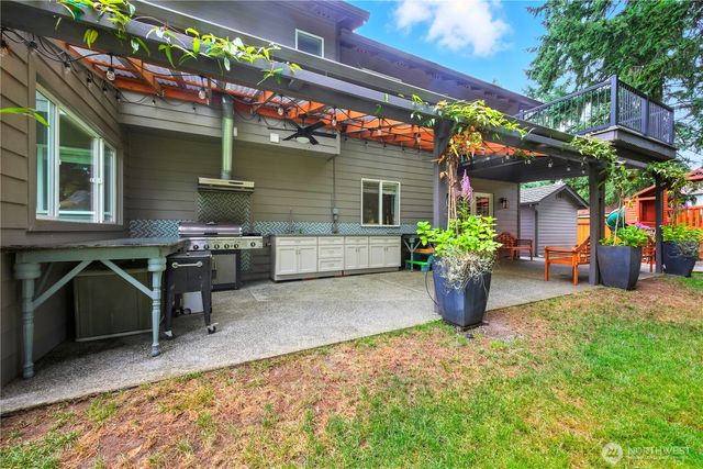 17319 87th Avenue Ct E, Puyallup, WA 98375