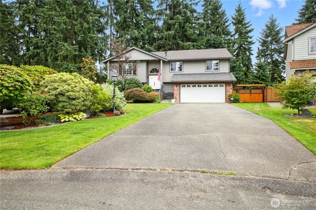 17319 87th Avenue Ct E, Puyallup, WA 98375