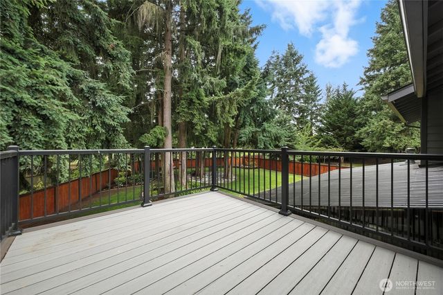 17319 87th Avenue Ct E, Puyallup, WA 98375