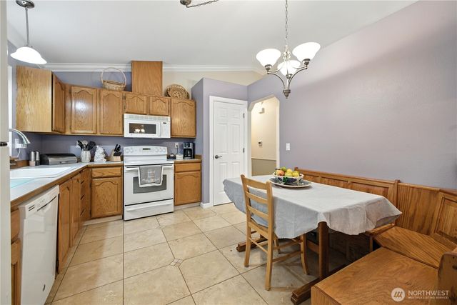 17319 87th Avenue Ct E, Puyallup, WA 98375