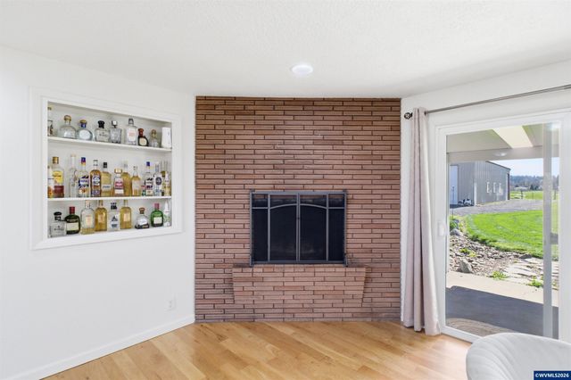 5750 Macleay Rd SE, Salem, OR 97317