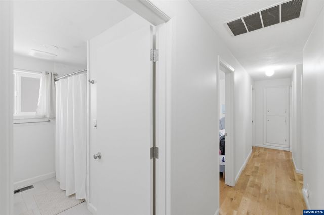 5750 Macleay Rd SE, Salem, OR 97317