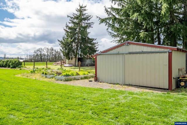 5750 Macleay Rd SE, Salem, OR 97317