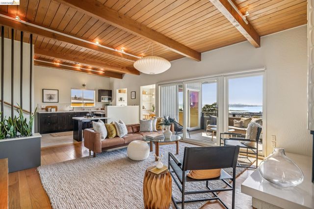 148 Highland Blvd, Kensington, CA 94708