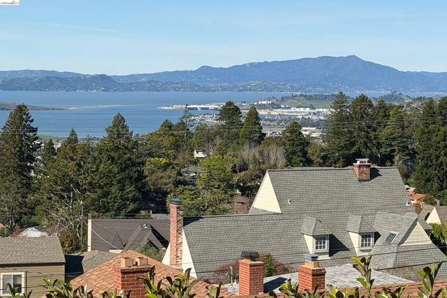 148 Highland Blvd, Kensington, CA 94708