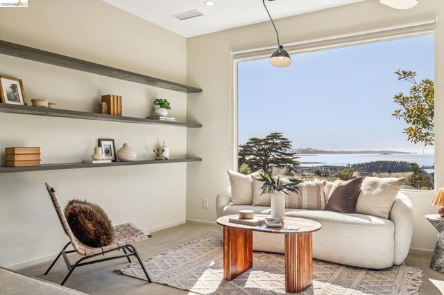 148 Highland Blvd, Kensington, CA 94708