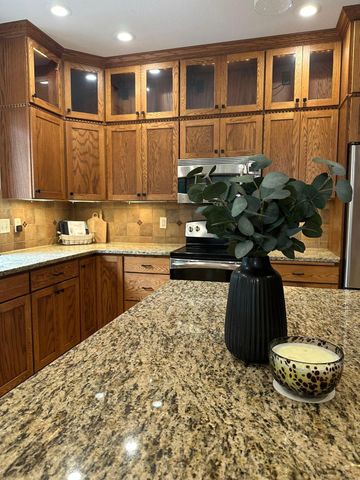 113 Oak Marsh Drive, Mankato, MN 56001