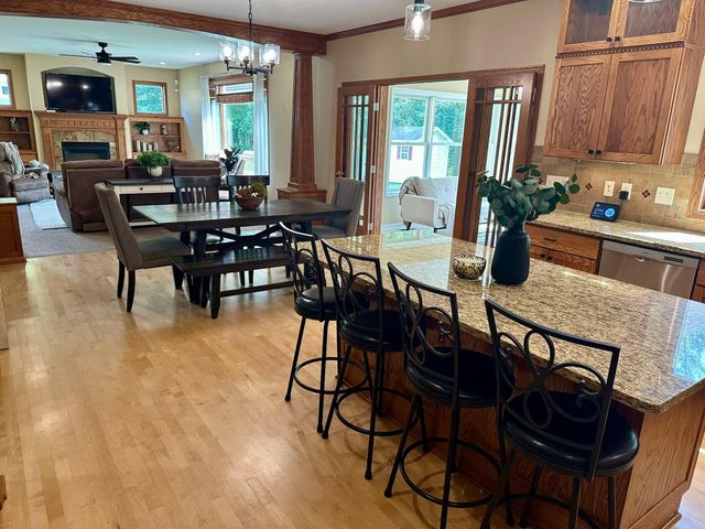 113 Oak Marsh Drive, Mankato, MN 56001