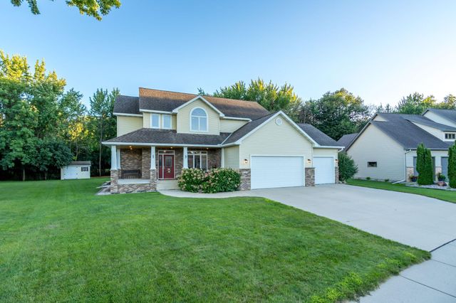 113 Oak Marsh Drive, Mankato, MN 56001