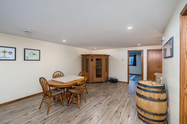113 Oak Marsh Drive, Mankato, MN 56001