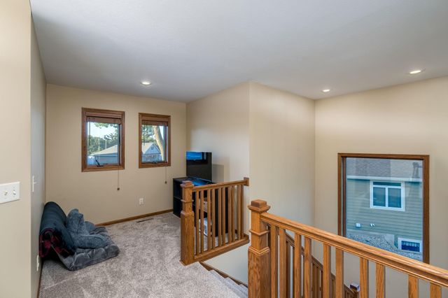 113 Oak Marsh Drive, Mankato, MN 56001