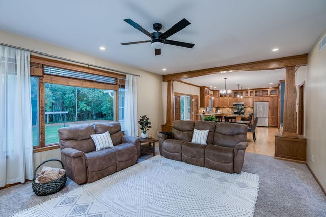 113 Oak Marsh Drive, Mankato, MN 56001