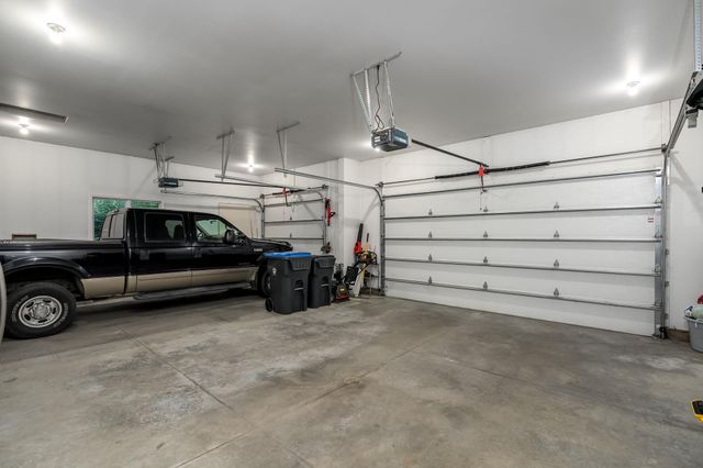 113 Oak Marsh Drive, Mankato, MN 56001