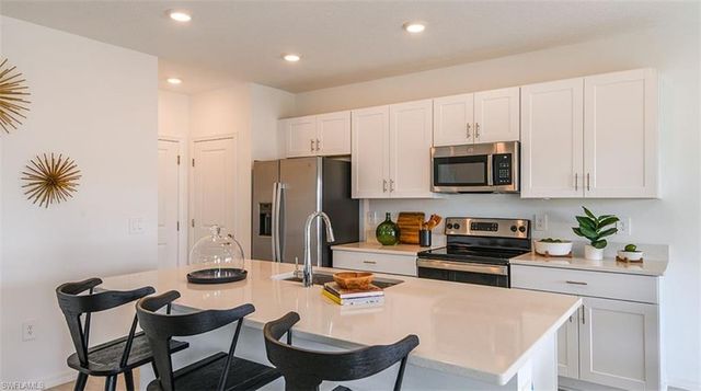 6512 Equinox LN, North Fort Myers, FL 33917