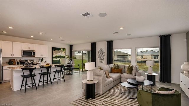 6512 Equinox LN, North Fort Myers, FL 33917