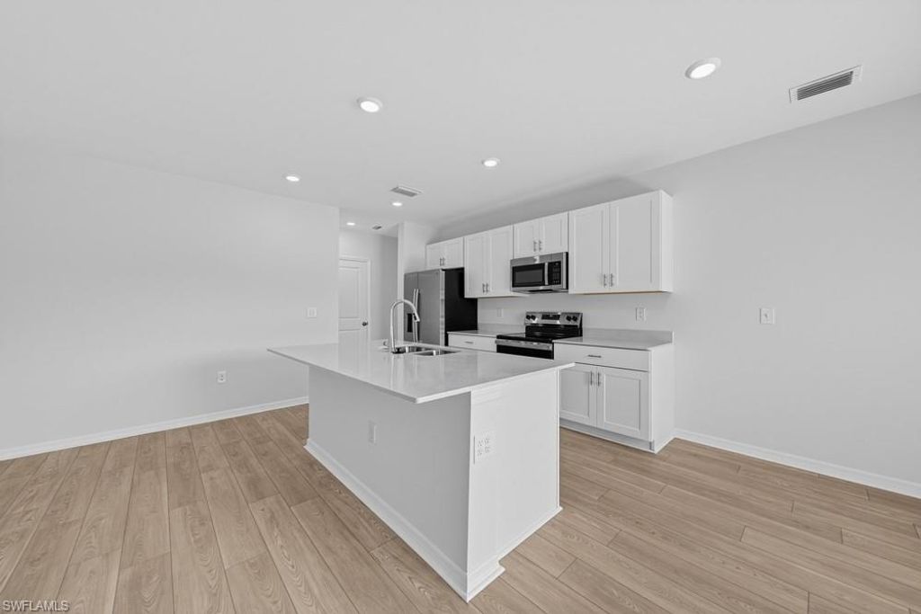 6512 Equinox LN, NORTH FORT MYERS, FL 33917 — photo 2