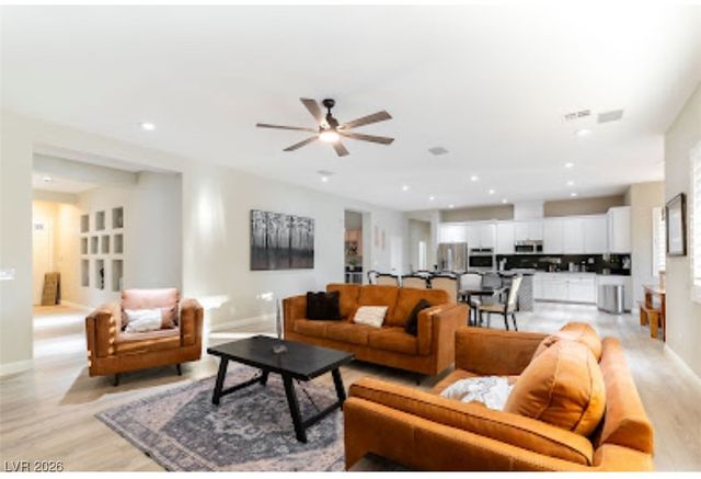 8225 Fulton Ranch Street, Las Vegas, NV 89131